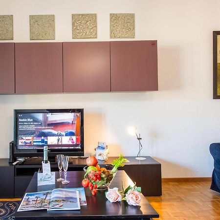 Santiago Home - Happy Rentals ルガーノ エクステリア 写真